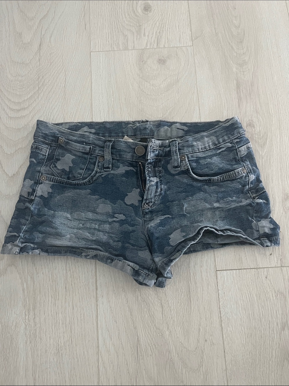 United Colors Of Benetton Blue Camo Denim Shorts